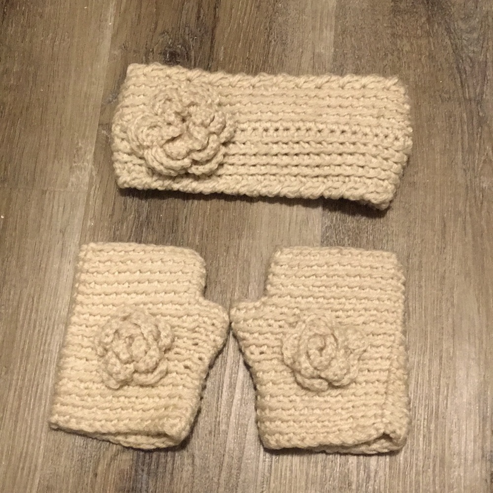 Knit fingerless gloves and headband set